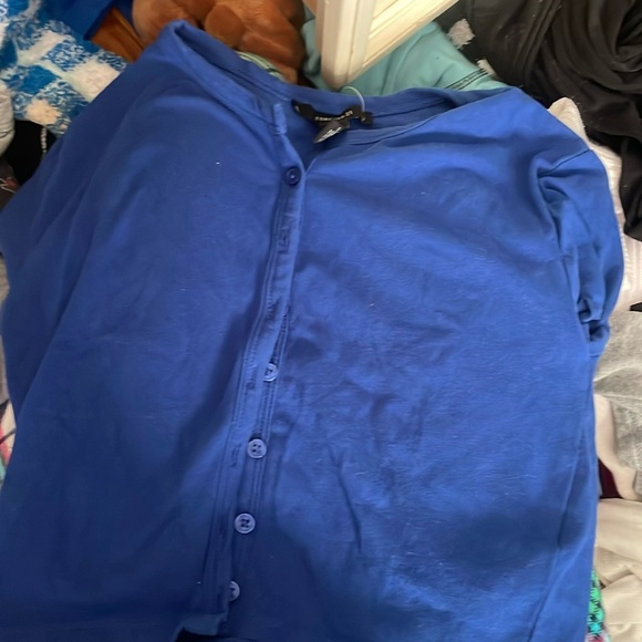 blue crop top button up - Picture 1 of 2